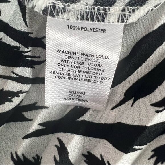 Halogen Skirt Pleated Midi Black White Zebra Print Elastic Waist Size 4X - Picture 7 of 8